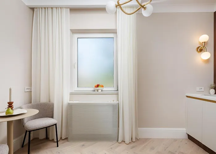 Roy Palace Appartement *